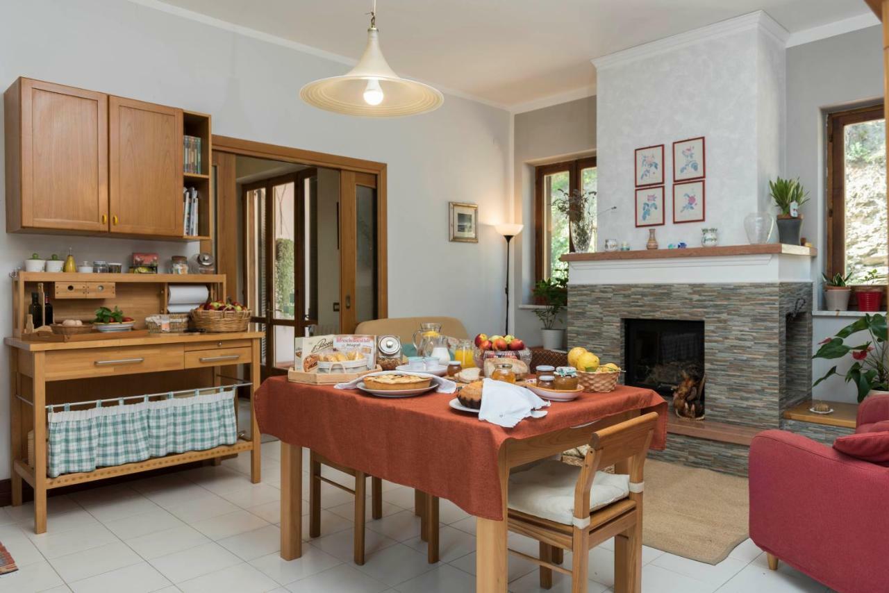 B&B Albachiara Casa Di Campagna Ogliastro Cilento Εξωτερικό φωτογραφία