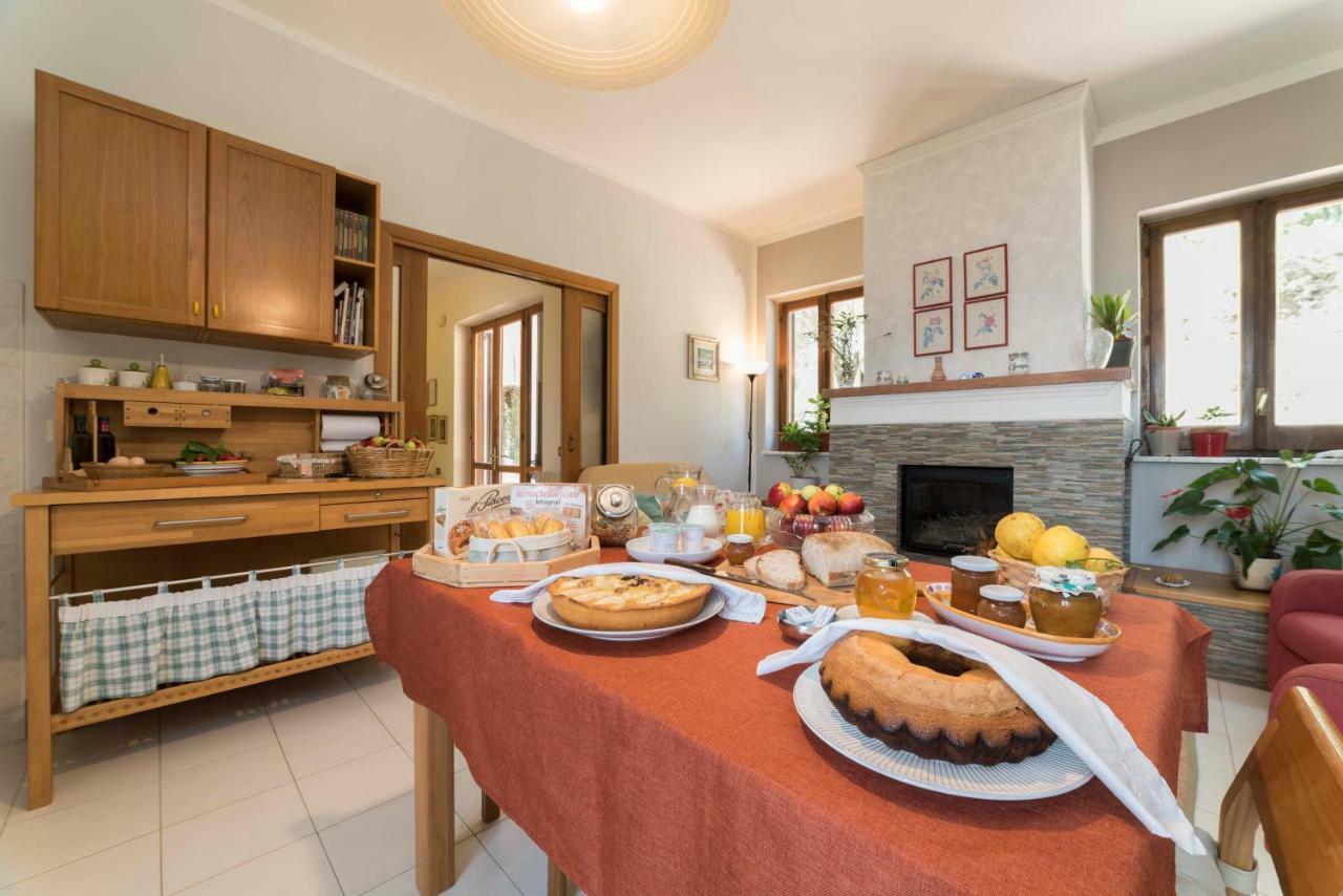 B&B Albachiara Casa Di Campagna Ogliastro Cilento Εξωτερικό φωτογραφία