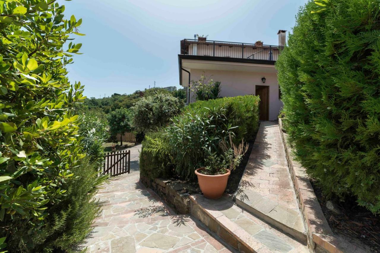 B&B Albachiara Casa Di Campagna Ogliastro Cilento Εξωτερικό φωτογραφία