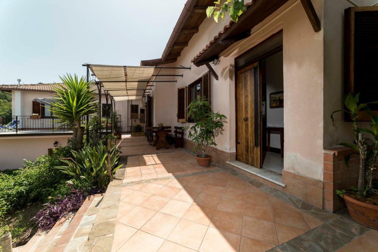 B&B Albachiara Casa Di Campagna Ogliastro Cilento Εξωτερικό φωτογραφία
